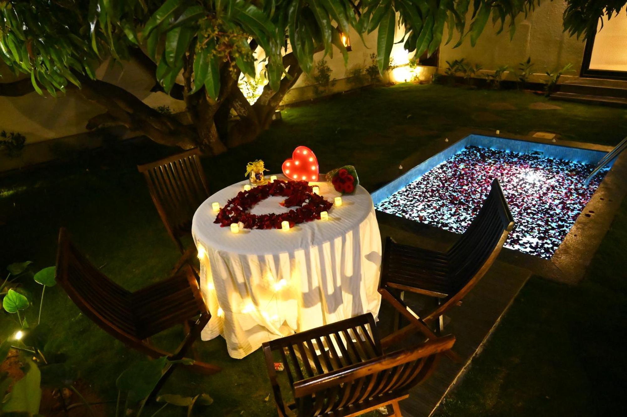 Aura Farms - Private Pool Cottages Rāmanagaram Exterior foto